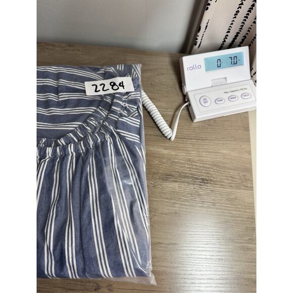 Old Navy Puff Sleeve Milkmaid Baby Doll Top 2X Plus Blue White Nautical Stripe - Picture 15 of 15